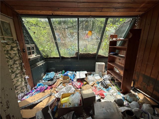 186 County Road 2102, Eureka Springs, AR 72632
