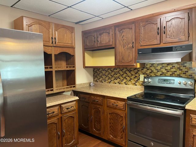 5 Revere Court, Whiting, NJ 08759