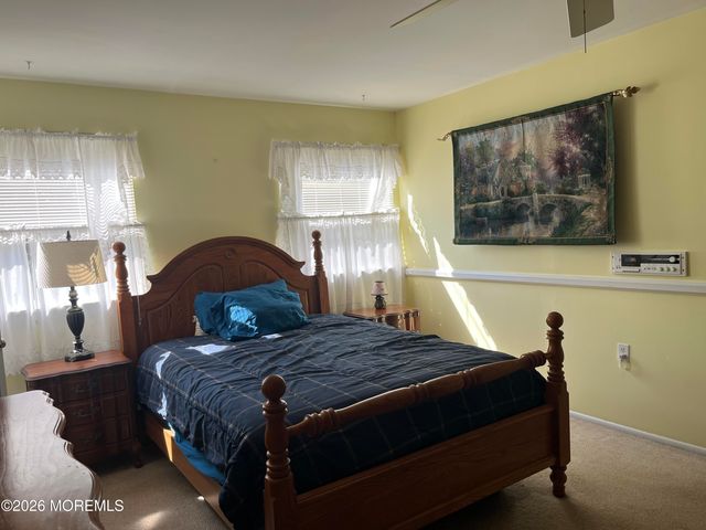 5 Revere Court, Whiting, NJ 08759