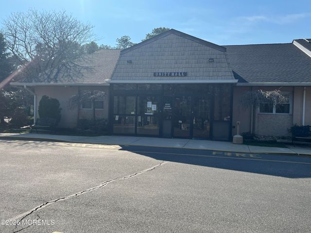 5 Revere Court, Whiting, NJ 08759