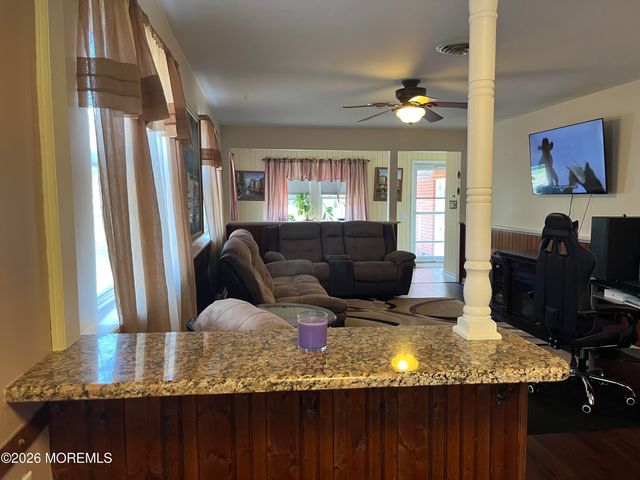 5 Revere Court, Whiting, NJ 08759