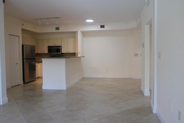1803 N Flagler Drive 212, West Palm Beach, FL 33407