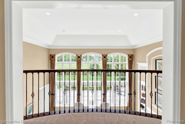 3715 Lahser Road, Bloomfield Hills, MI 48304