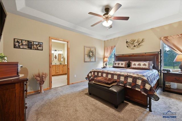 12182 WASHINGTON LOOP, Sturgis, SD 57785
