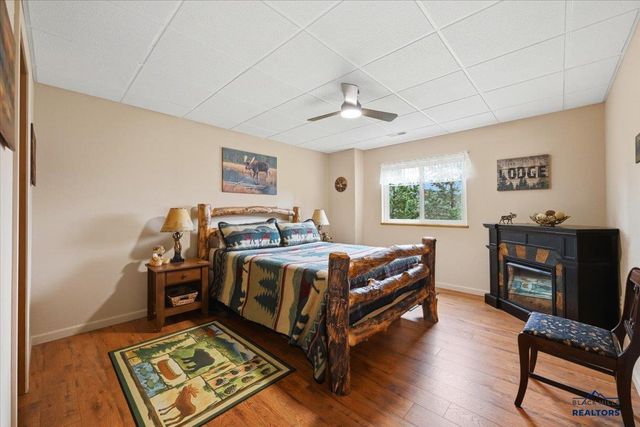 12182 WASHINGTON LOOP, Sturgis, SD 57785