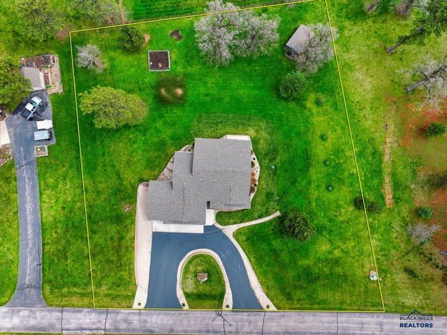 12182 WASHINGTON LOOP, Sturgis, SD 57785