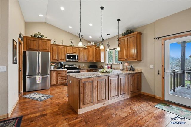 12182 WASHINGTON LOOP, Sturgis, SD 57785