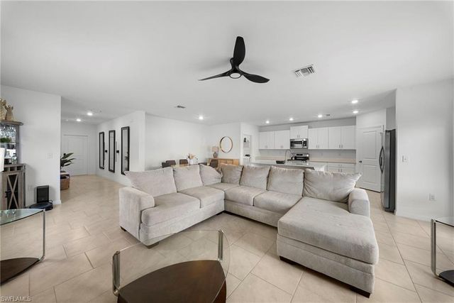 17404 monte isola WAY, North Fort Myers, FL 33917