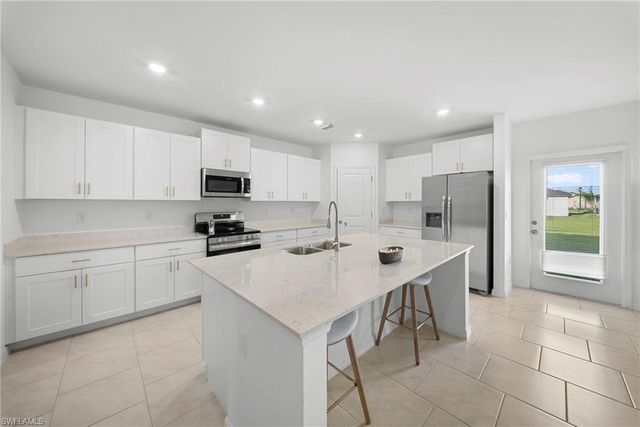 17404 monte isola WAY, North Fort Myers, FL 33917