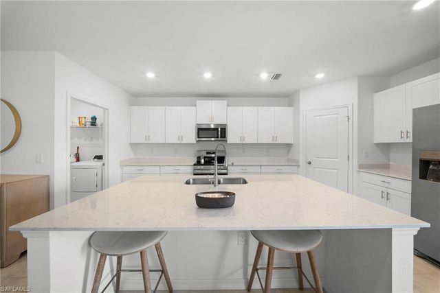 17404 monte isola WAY, North Fort Myers, FL 33917