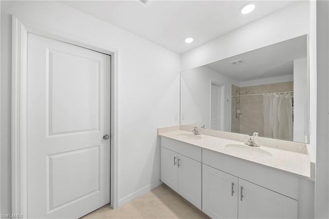 17404 monte isola WAY, North Fort Myers, FL 33917