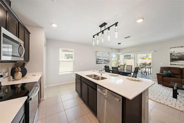 30364 MARQUETTE AVENUE, Wesley Chapel, FL 33545