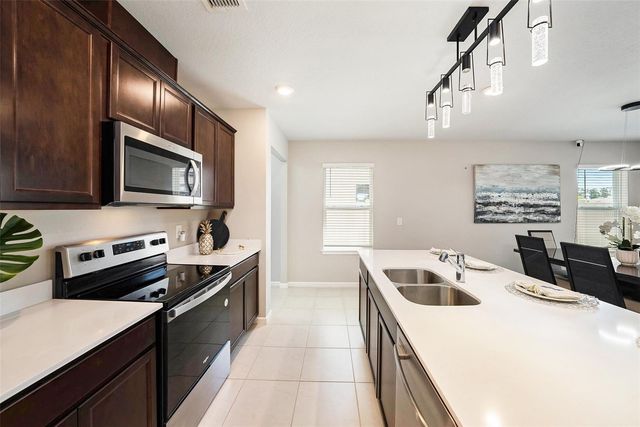 30364 MARQUETTE AVENUE, Wesley Chapel, FL 33545