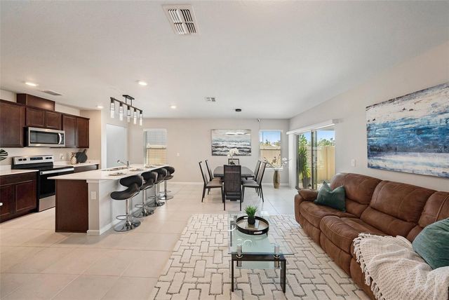 30364 MARQUETTE AVENUE, Wesley Chapel, FL 33545