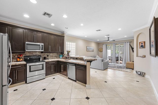 310 VENICE Boulevard 310, Royal Palm Beach, FL 33411