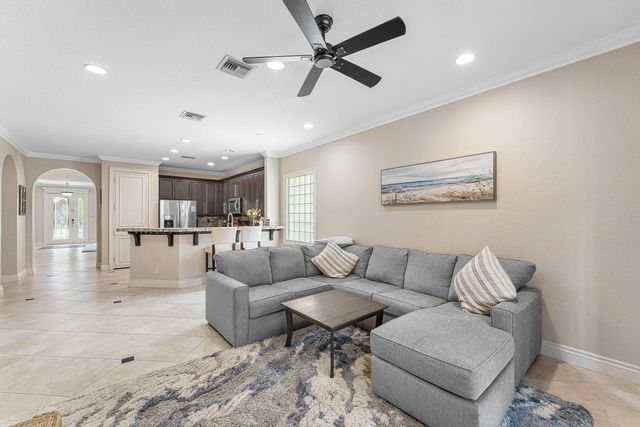 310 VENICE Boulevard 310, Royal Palm Beach, FL 33411