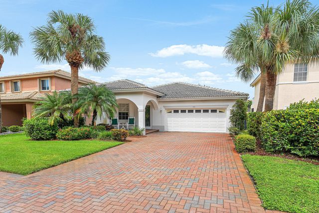 310 VENICE Boulevard 310, Royal Palm Beach, FL 33411