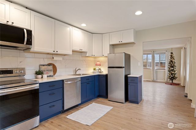 2013 8th Street, Bremerton, WA 98337