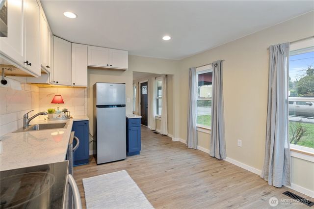 2013 8th Street, Bremerton, WA 98337