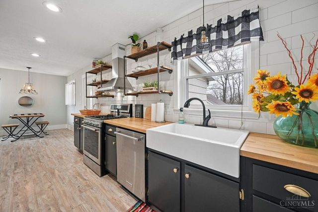 306 E Main Street, Mason, OH 45040