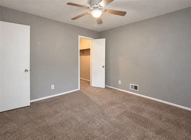 11806 E 58th Street, Kansas City, MO 64133