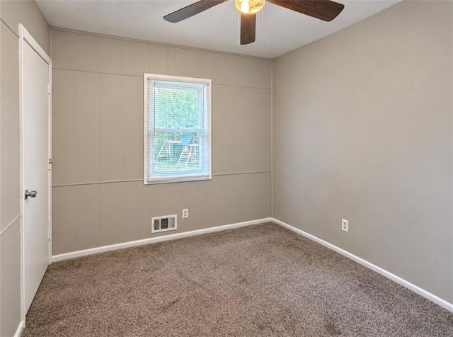 11806 E 58th Street, Kansas City, MO 64133