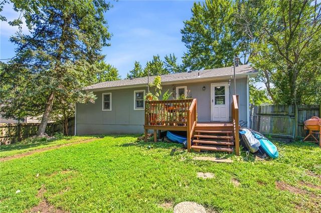 11806 E 58th Street, Kansas City, MO 64133