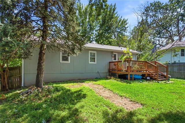 11806 E 58th Street, Kansas City, MO 64133