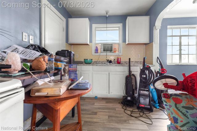 14376 Mansfield Street, Detroit, MI 48227