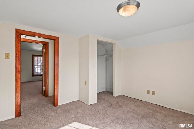 2010 N 16TH Street, Springfield, IL 62702