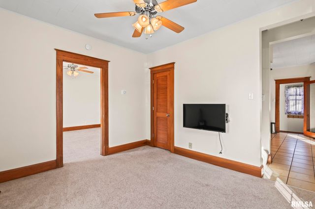 2010 N 16TH Street, Springfield, IL 62702