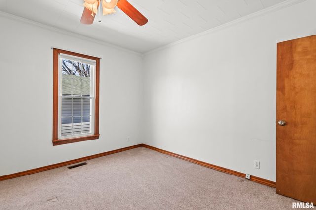 2010 N 16TH Street, Springfield, IL 62702