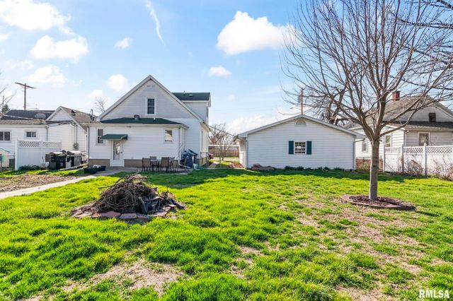 2010 N 16TH Street, Springfield, IL 62702