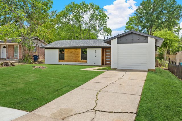 9814 Bluffcreek Drive, Dallas, TX 75227