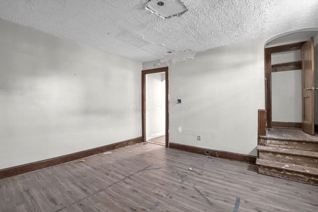 862 Fairwood Avenue, Columbus, OH 43205