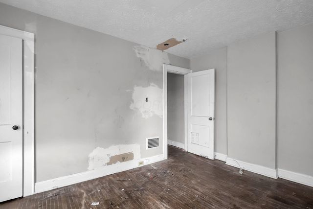 862 Fairwood Avenue, Columbus, OH 43205