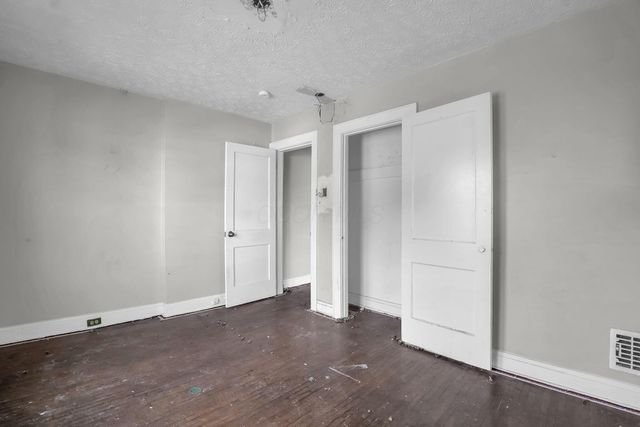862 Fairwood Avenue, Columbus, OH 43205