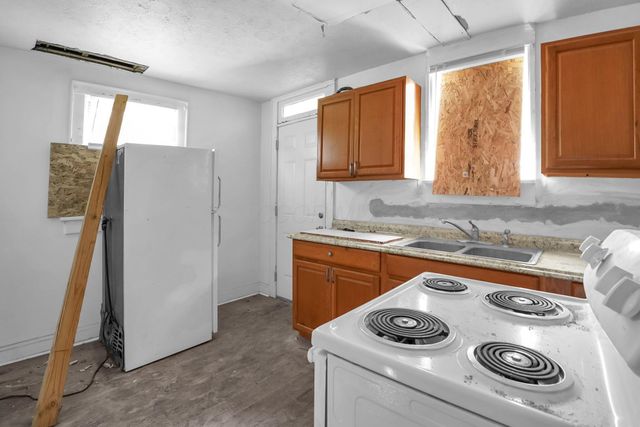 862 Fairwood Avenue, Columbus, OH 43205