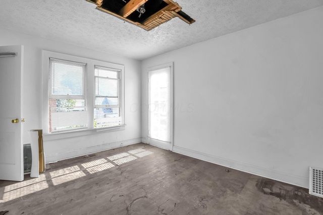 862 Fairwood Avenue, Columbus, OH 43205