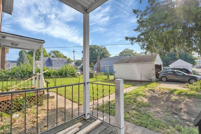 862 Fairwood Avenue, Columbus, OH 43205