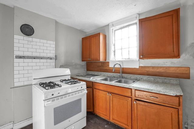 862 Fairwood Avenue, Columbus, OH 43205