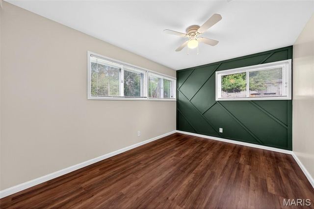 8205 Midwood Avenue, Berkeley, MO 63134