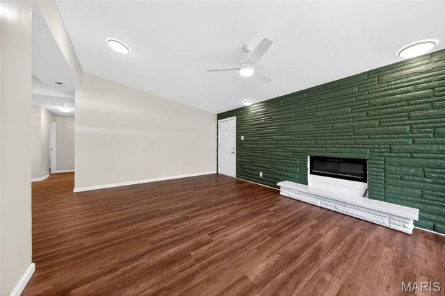 8205 Midwood Avenue, Berkeley, MO 63134