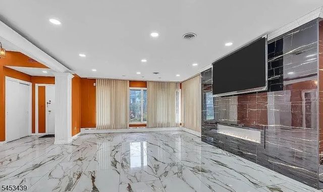 585 Noe Ave, Woodbridge Twp., NJ 07095