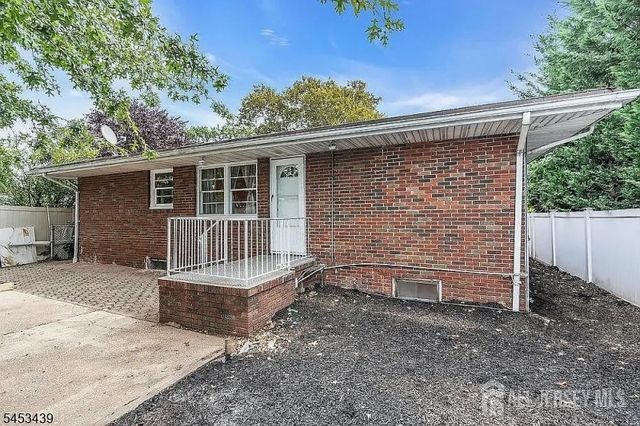 585 Noe Ave, Woodbridge Twp., NJ 07095