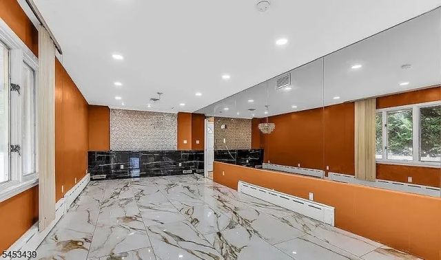 585 Noe Ave, Woodbridge Twp., NJ 07095