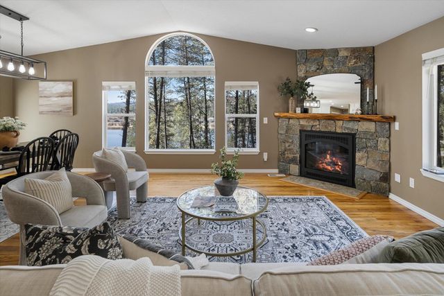 10003 S Gardner Rd, Cheney, WA 99004