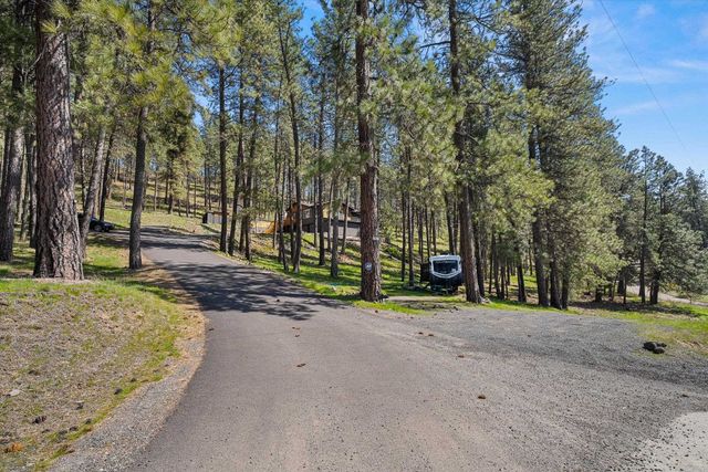 10003 S Gardner Rd, Cheney, WA 99004