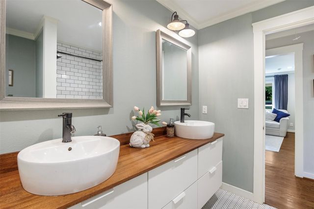 607 S Parker Street, Mckinney, TX 75069