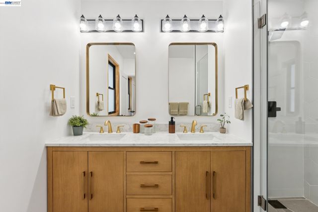 546 Weldon Ave, Oakland, CA 94610